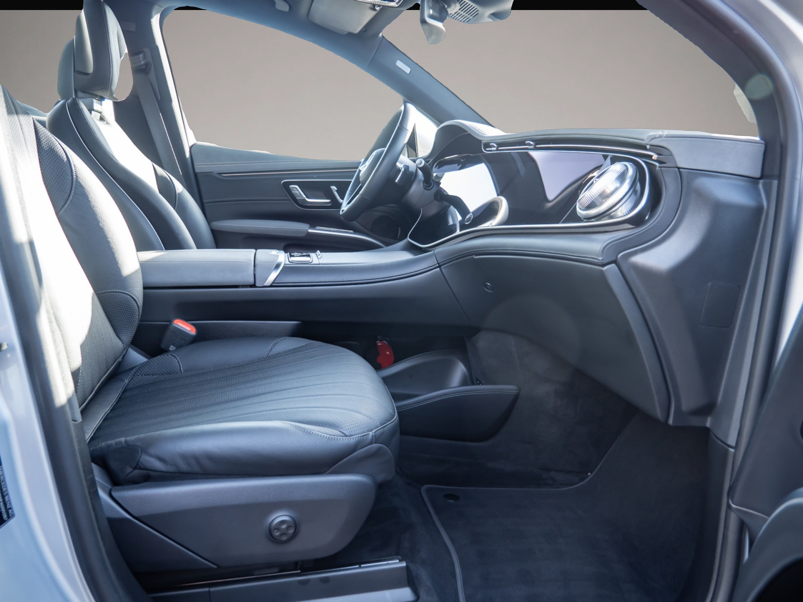 Mercedes-Benz EQS SUV (08/2023, ELECTRIC)