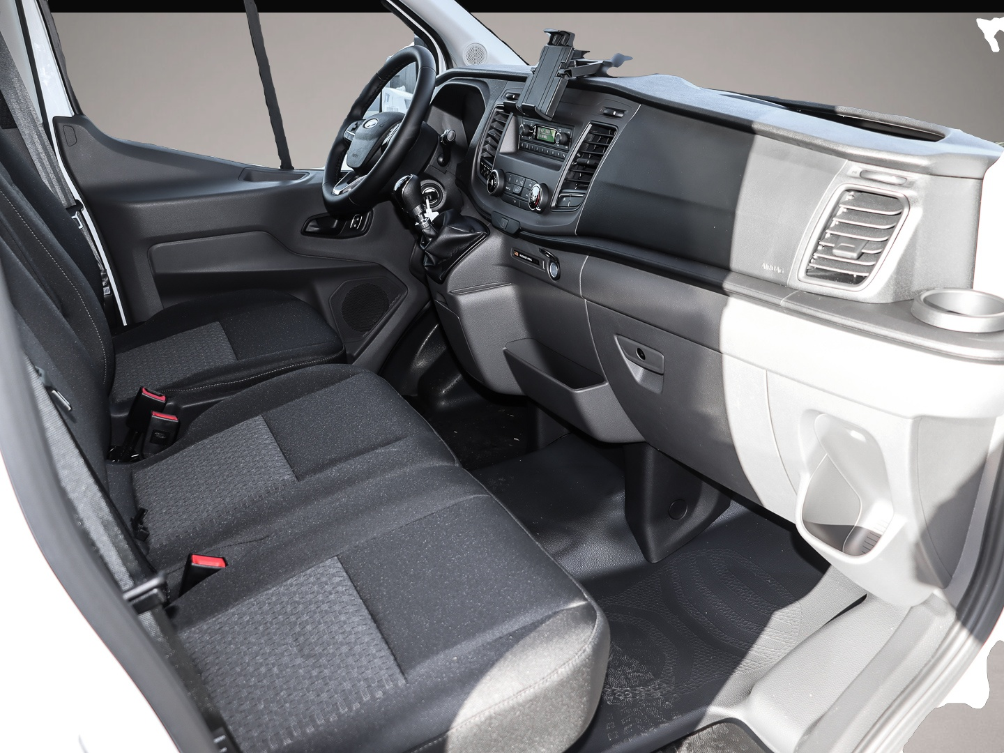 Ford Transit (11/2024, )