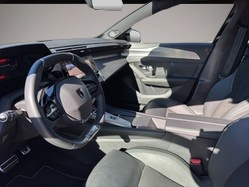 Peugeot 308 (02/2023, Benzin)