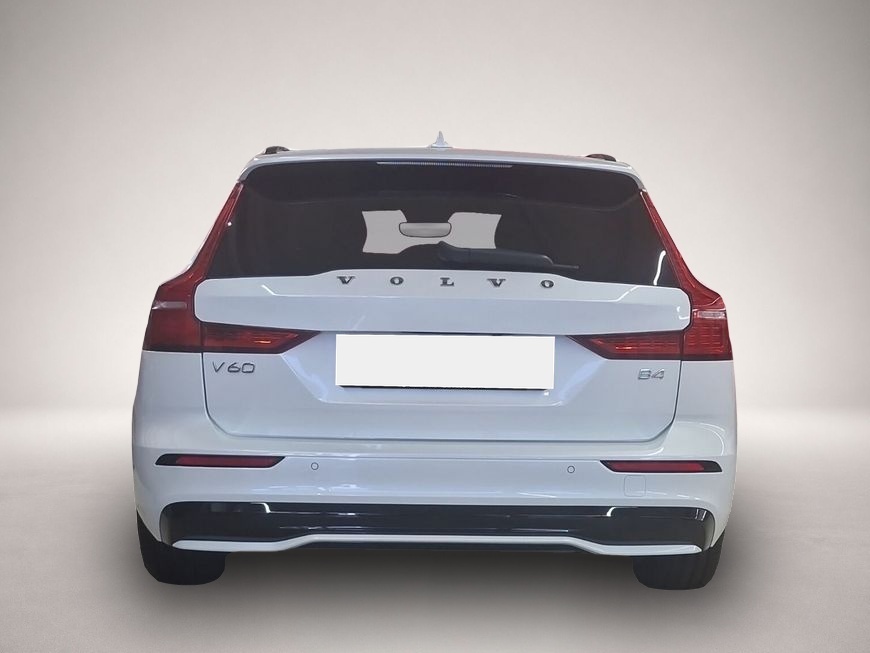 Volvo V60 (10/2025, Benzin)