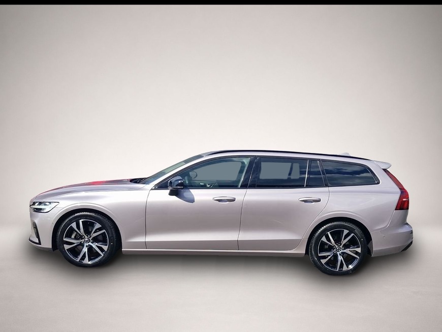 Volvo V60 (11/2025, Benzin)