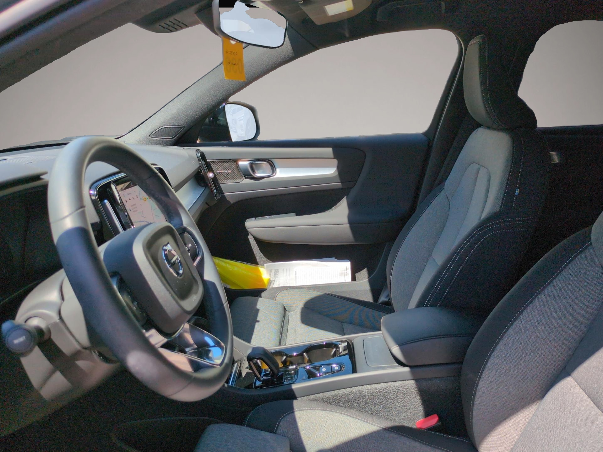 Volvo XC40 (05/2024, Benzin)