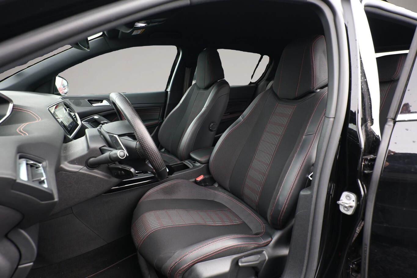 Peugeot 308 (01/2021, Benzin)