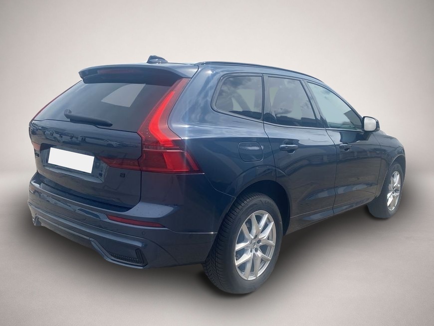 Volvo XC60 (12/2025, Benzin)