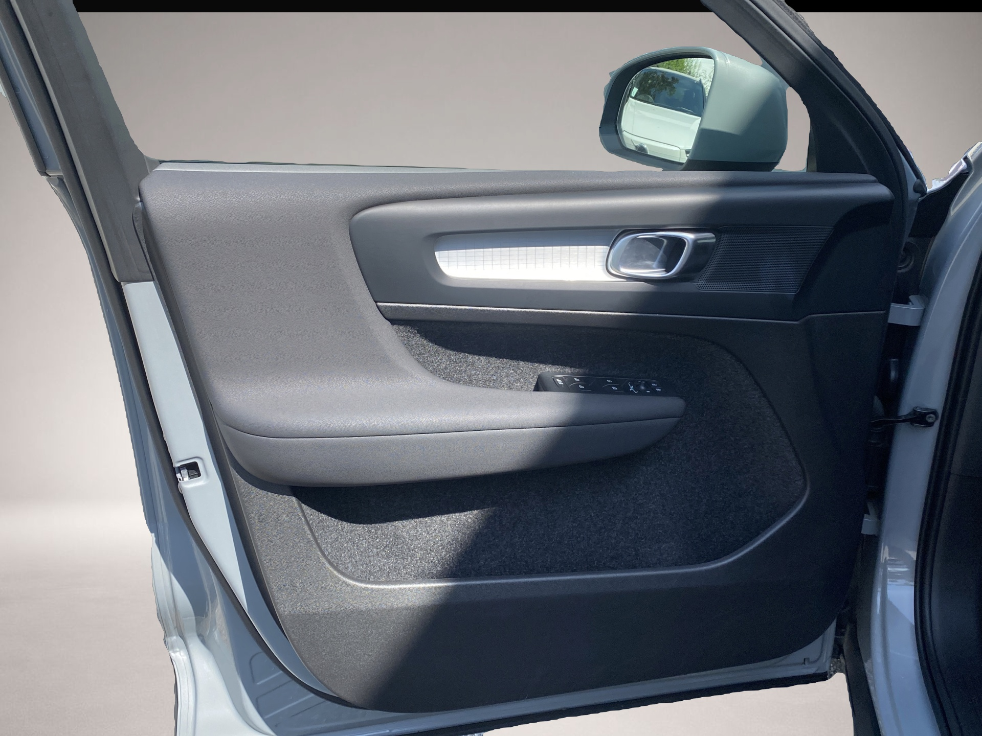 Volvo XC40 (03/2024, Benzin)