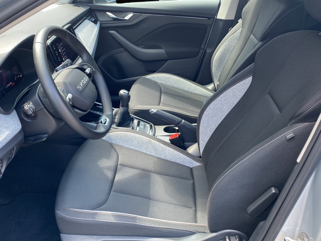 Skoda Scala (06/2025, Benzin)