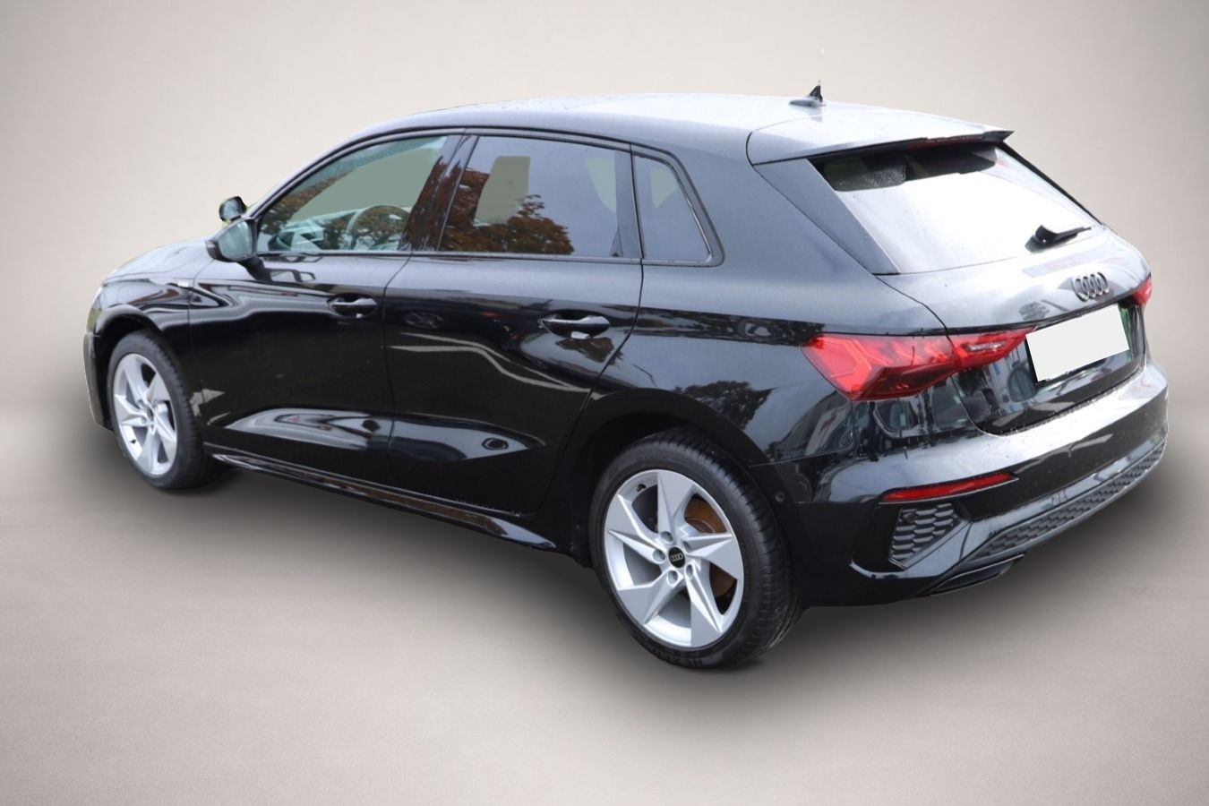 Audi A3 (06/2023, Benzin)