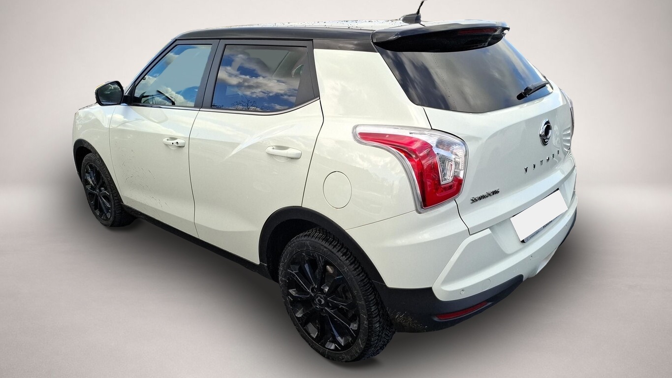 Ssangyong Tivoli (03/2017, )