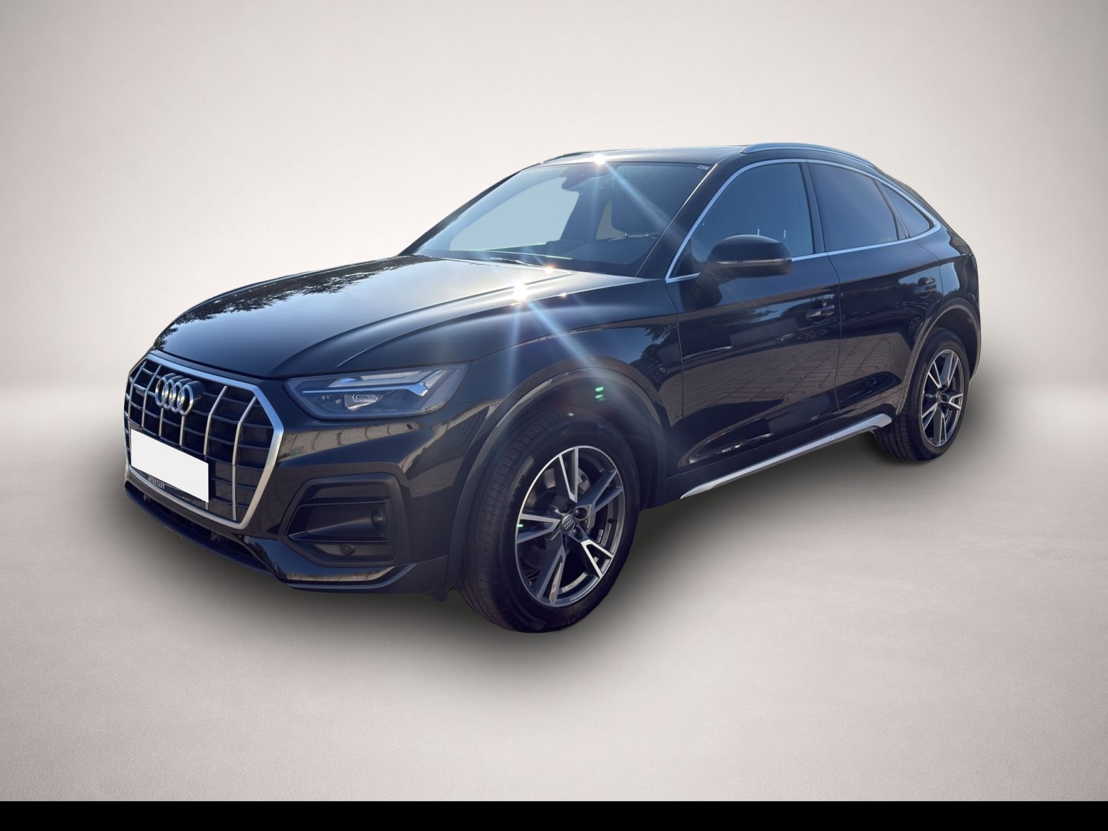 Audi Q5 (02/2023, Benzin)