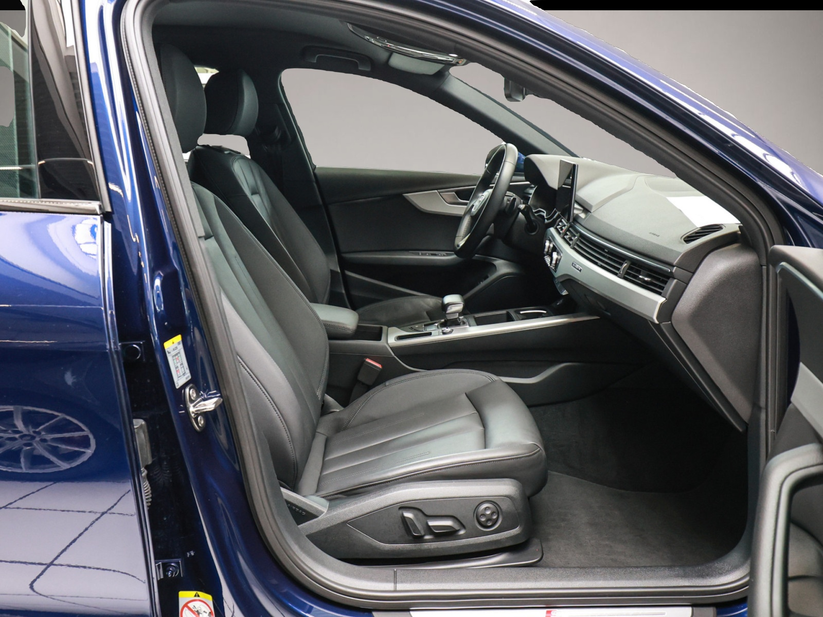 Audi A4 (09/2023, Diesel)