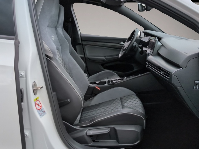 Volkswagen Golf (04/2024, Diesel)