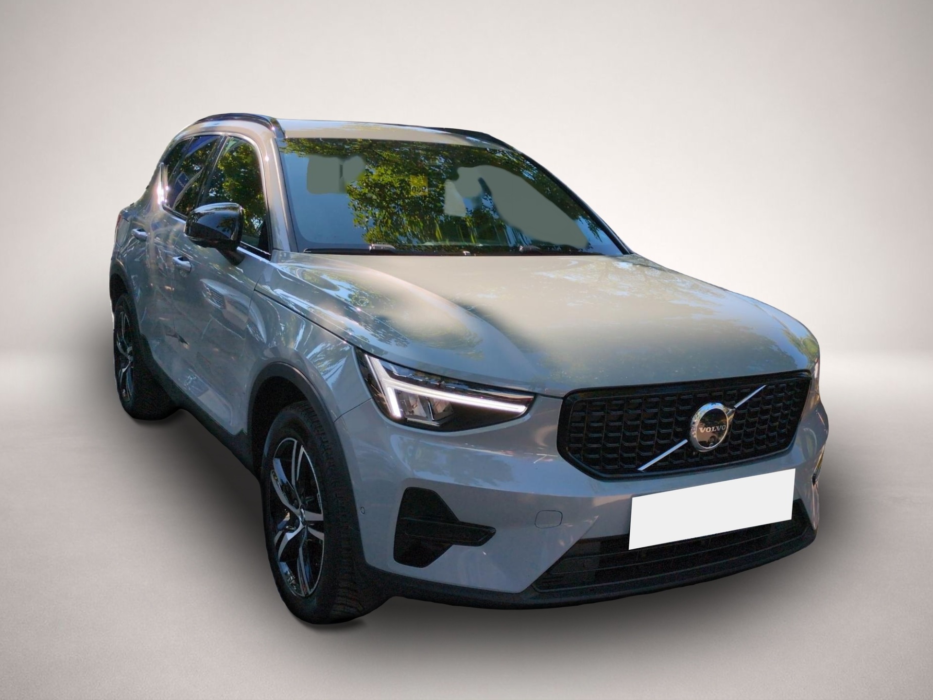 Volvo XC40 (04/2024, Benzin)