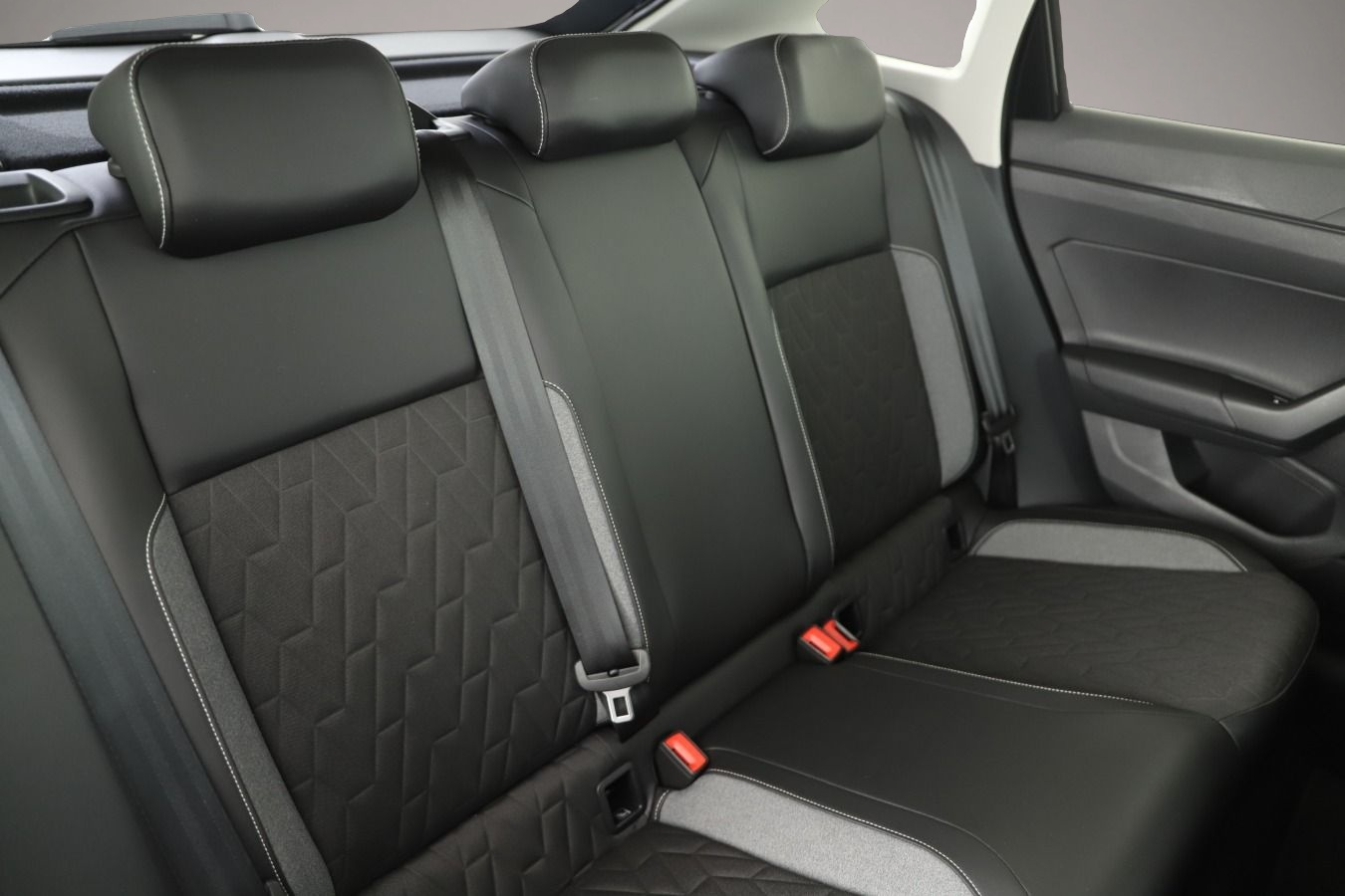 Volkswagen Taigo (05/2025, Benzin)