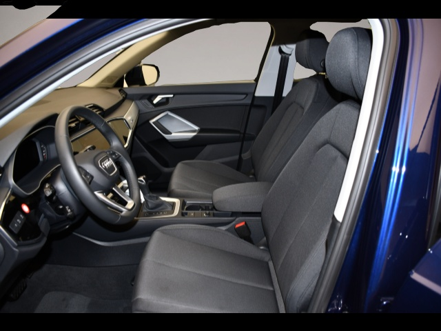 Audi Q3 (09/2025, Benzin)