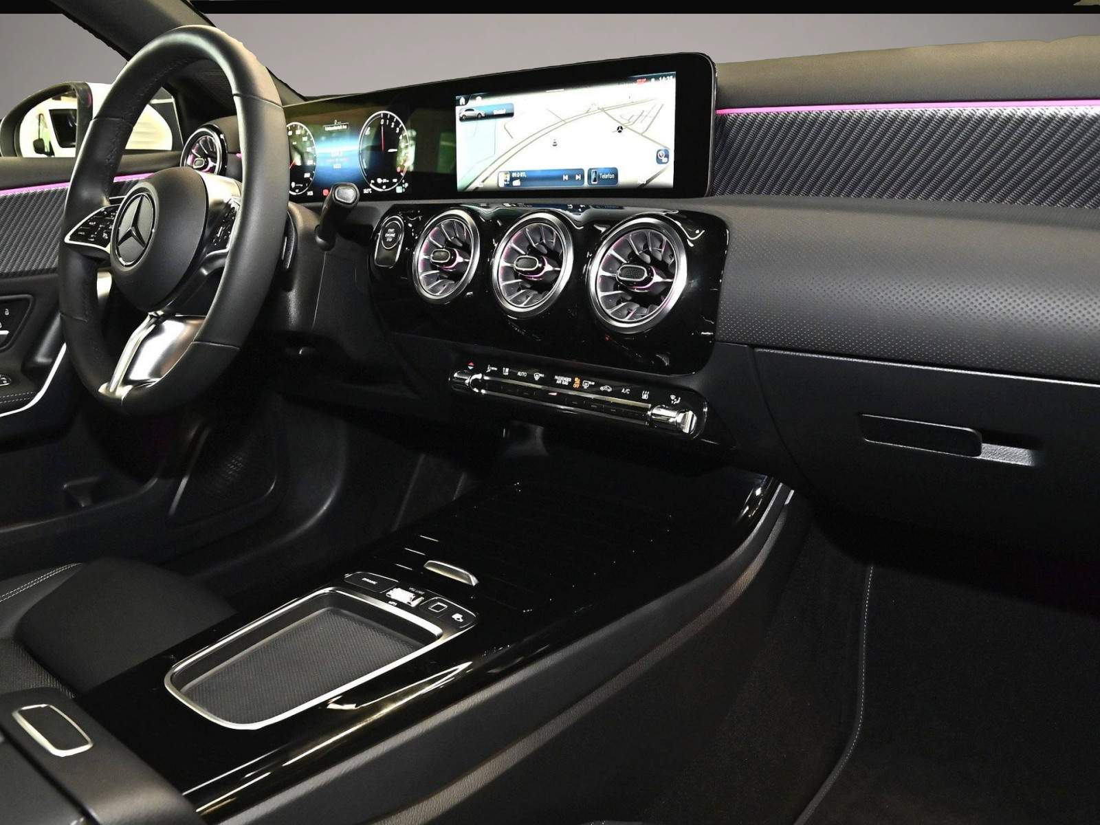 Mercedes-Benz A 250 (09/2025, Hybrid (Benzin/Elektro))