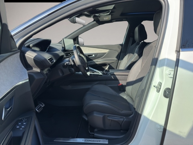 Peugeot 3008 (03/2024, Benzin)