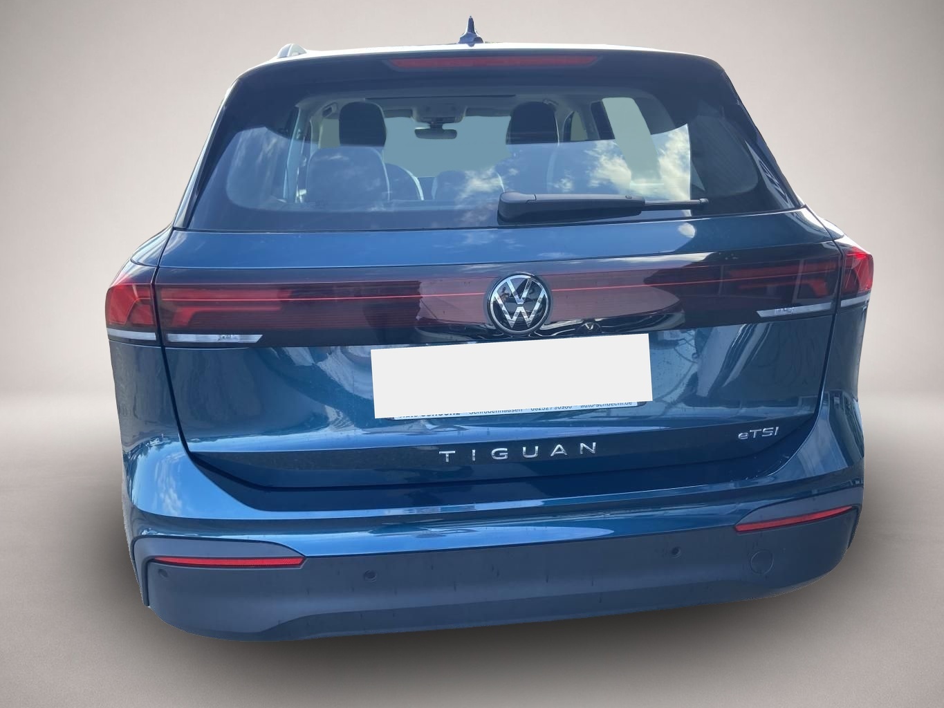 Volkswagen Tiguan (12/2025, )