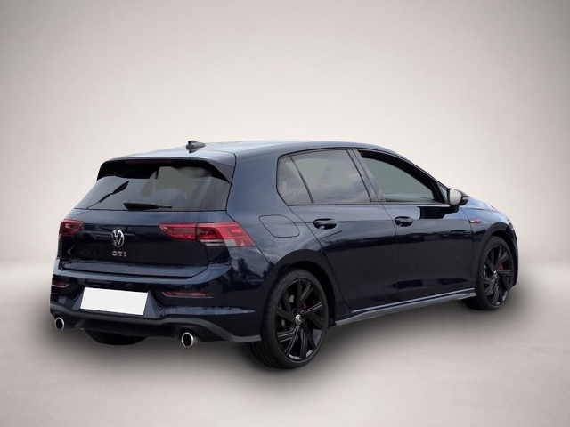 Volkswagen Golf (04/2022, Benzin)