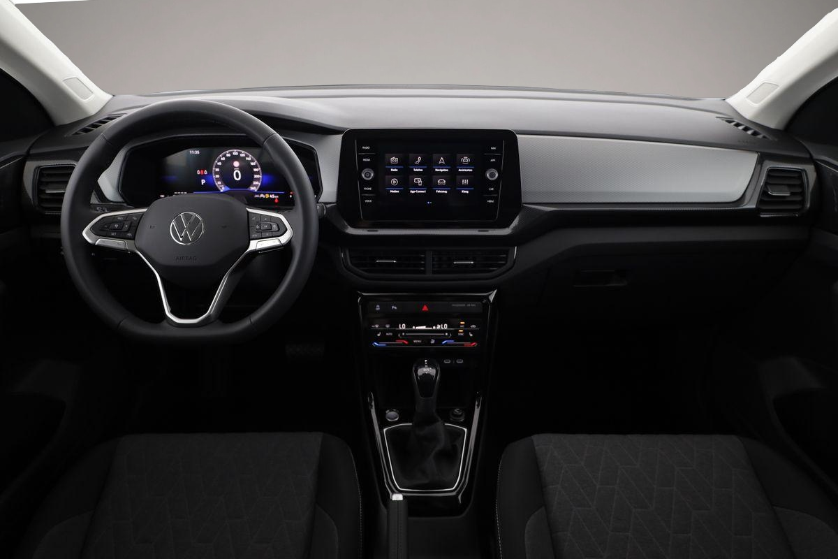 Volkswagen T-Cross (08/2026, Benzin)