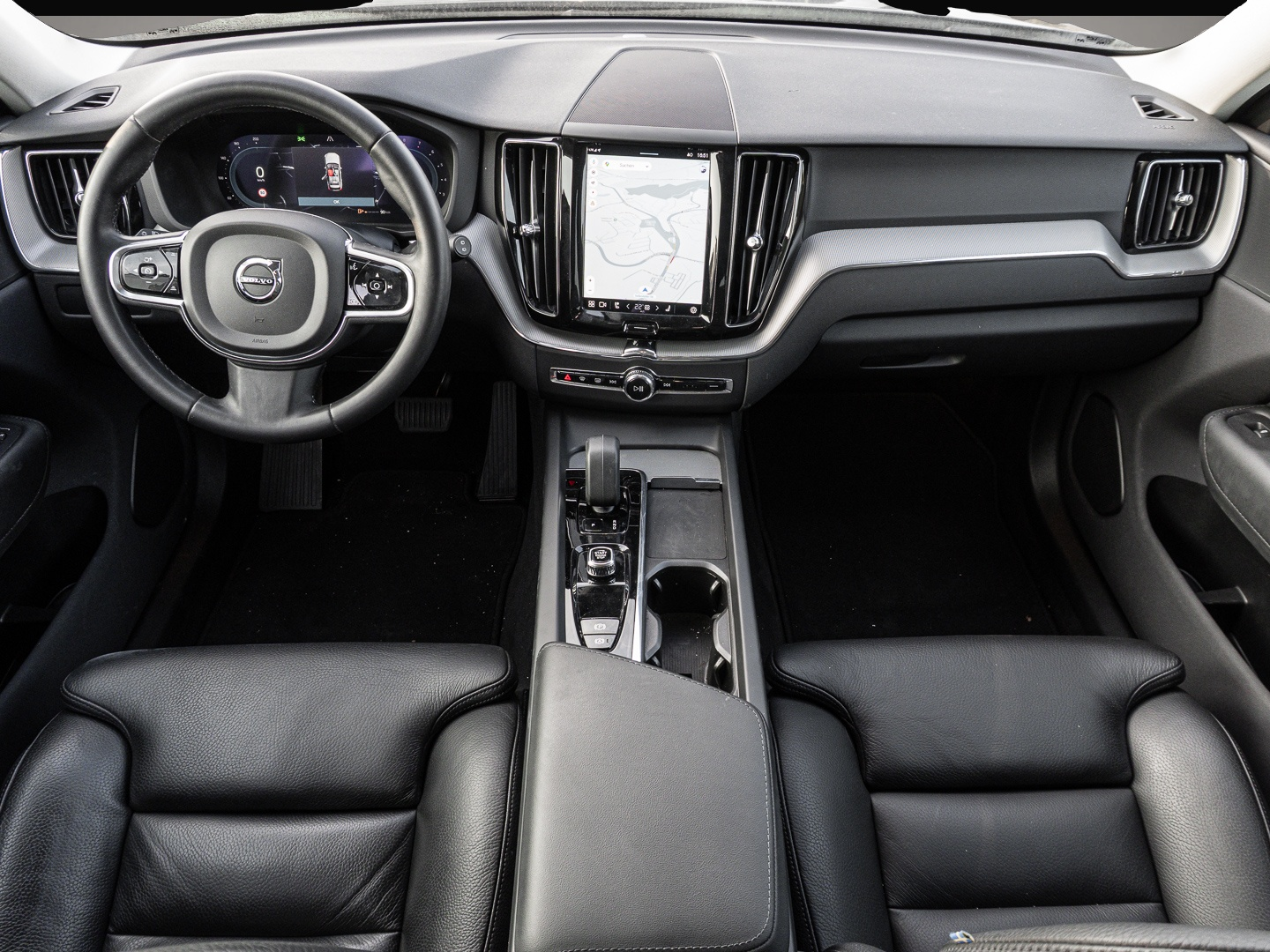 Volvo XC60 (10/2023, Benzin)