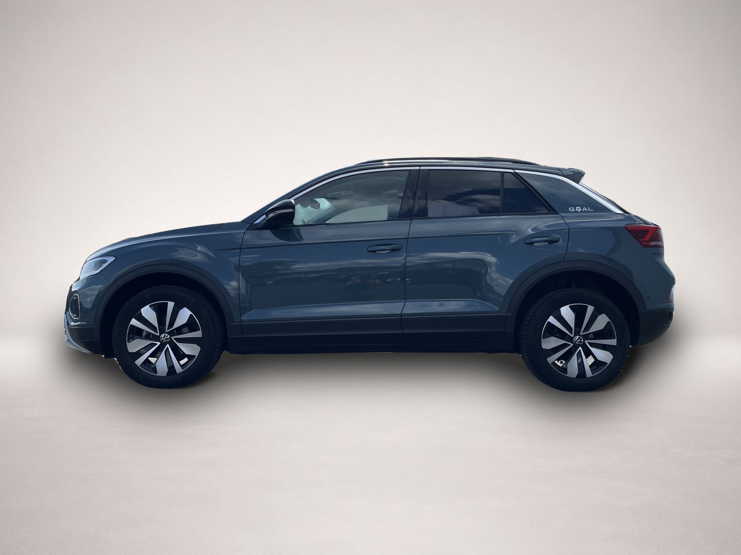 Volkswagen T-Roc (09/2025, Benzin)