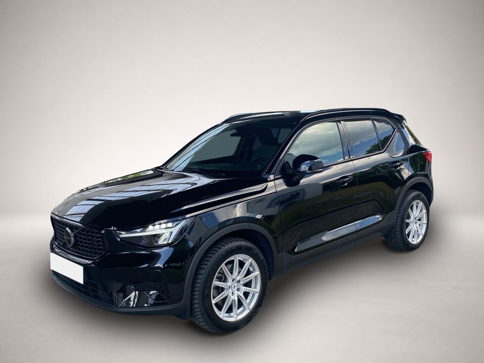 Volvo XC40 (04/2023, Benzin)