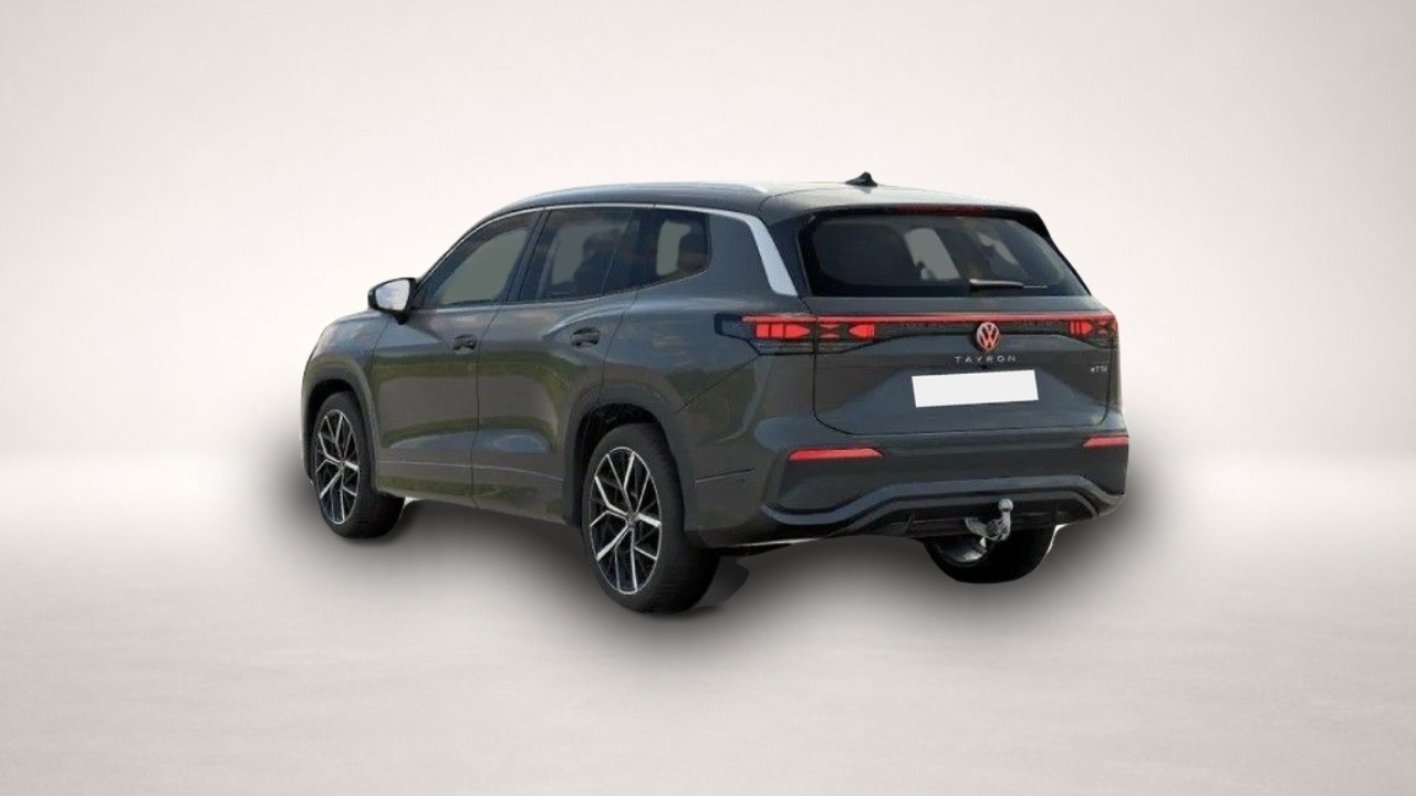 Volkswagen Tayron (10/2025, Benzin)