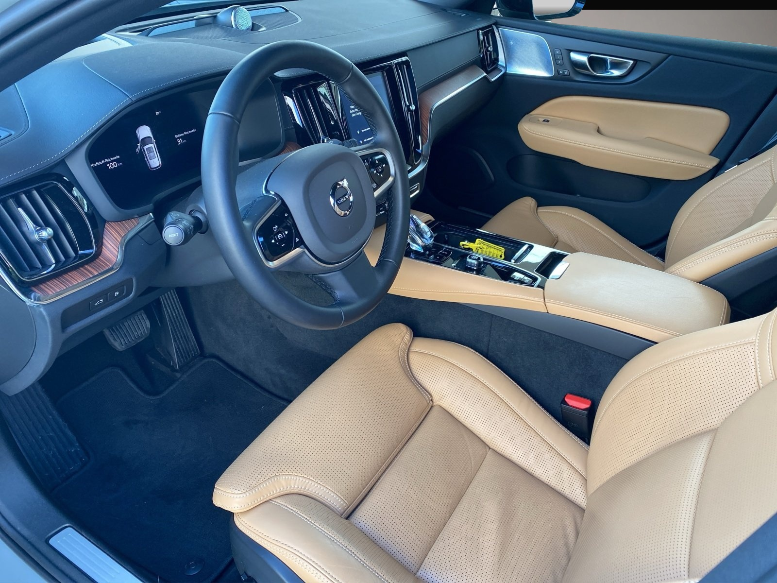 Volvo V60 (10/2024, Hybrid (Benzin/Elektro))