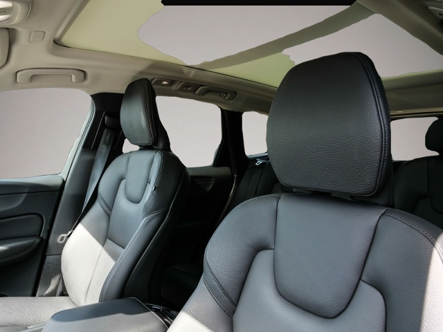Volvo XC60 (04/2023, Diesel)