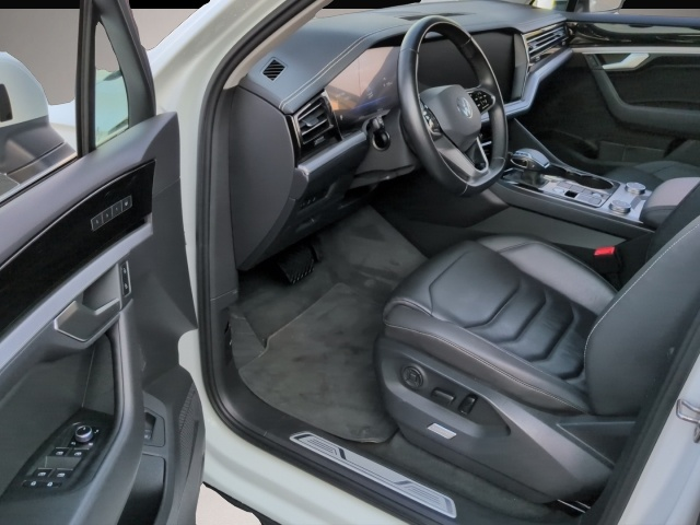 Volkswagen Touareg (12/2022, Diesel)