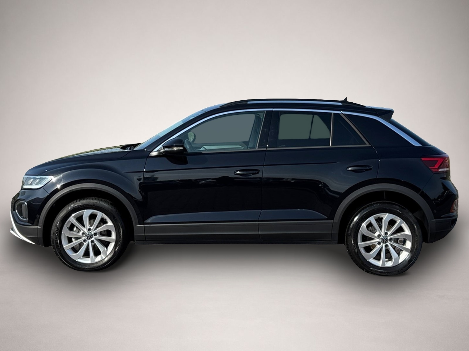 Volkswagen T-Roc (07/2025, Benzin)