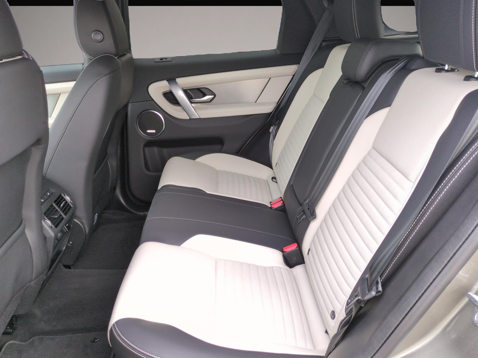 Land-Rover Discovery Sport (12/2024, Benzin)