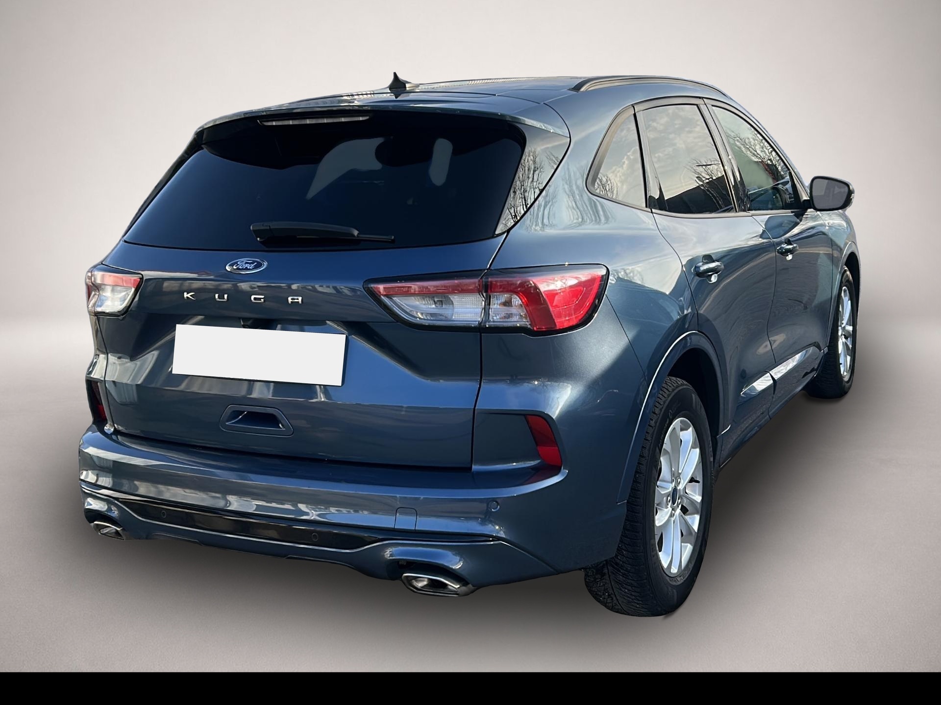 Ford Kuga (10/2021, Benzin)