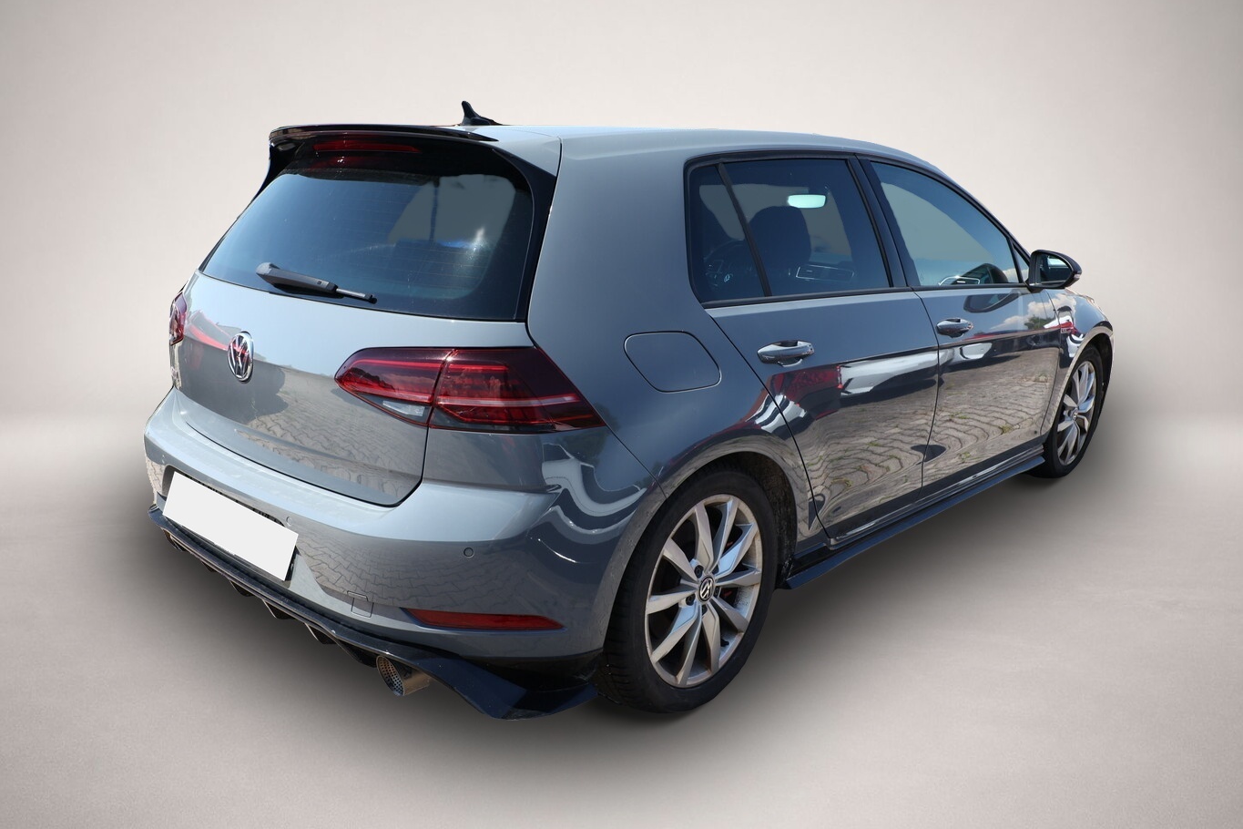 Volkswagen Golf (10/2019, Benzin)