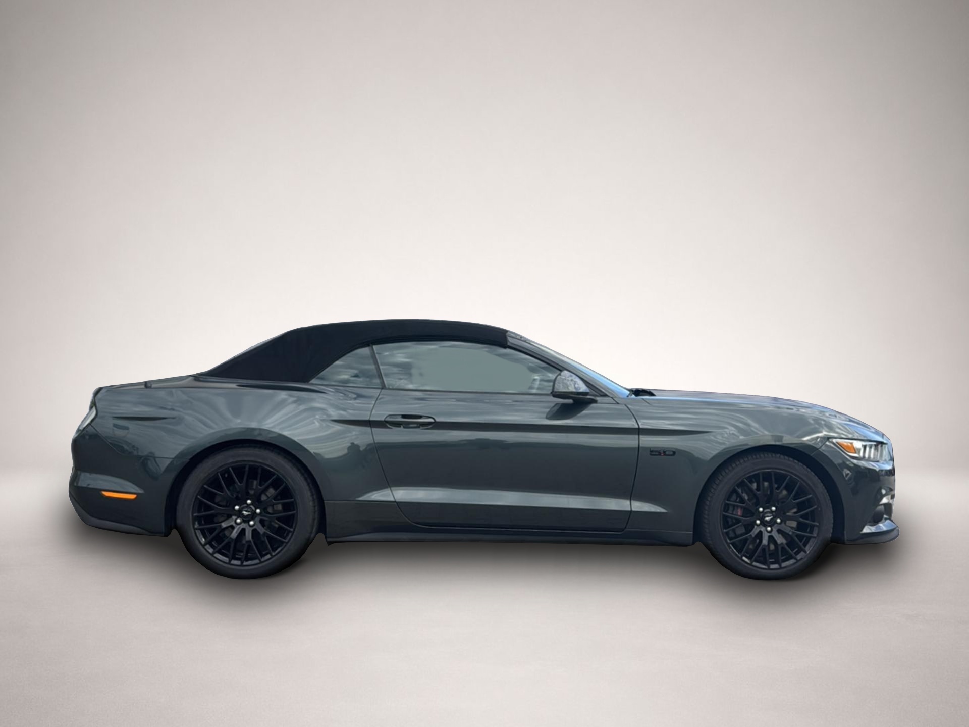 Ford Mustang (01/2016, Benzin)