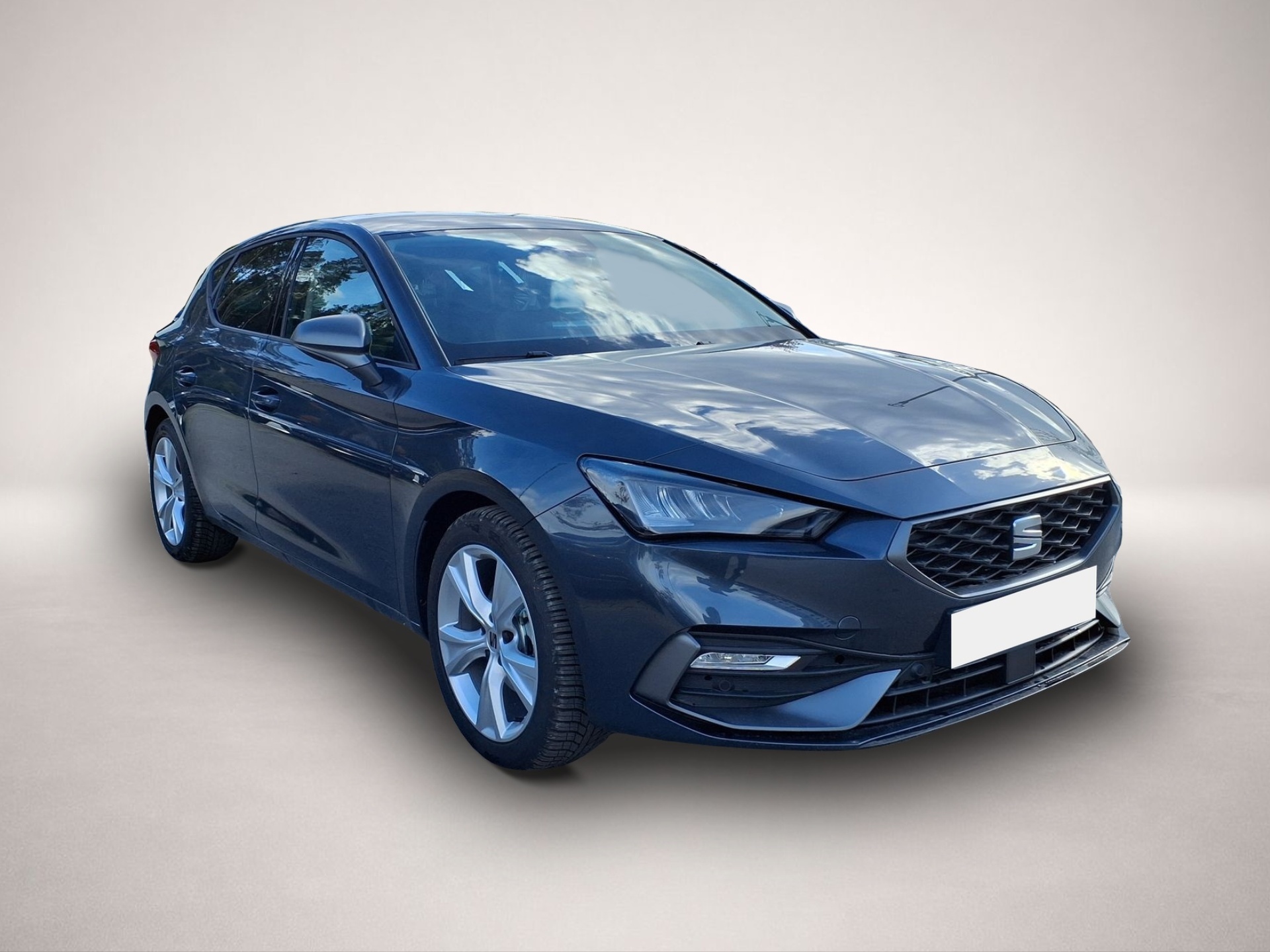 SEAT Leon, image 2 of 4