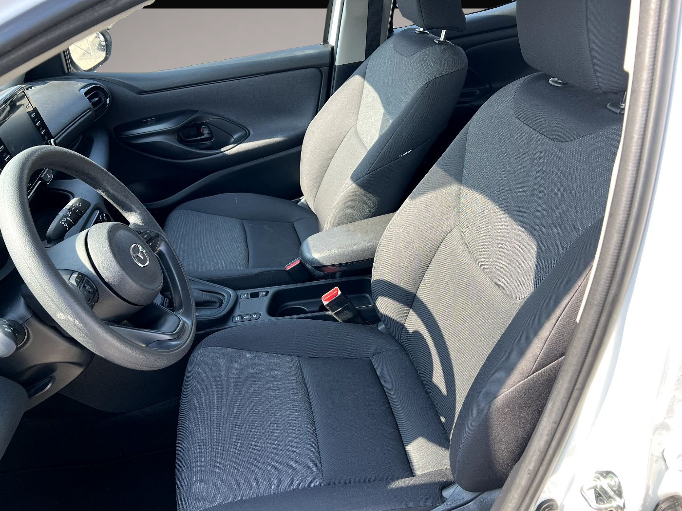 Mazda 2 (09/2023, Hybrid (Benzin/Elektro))