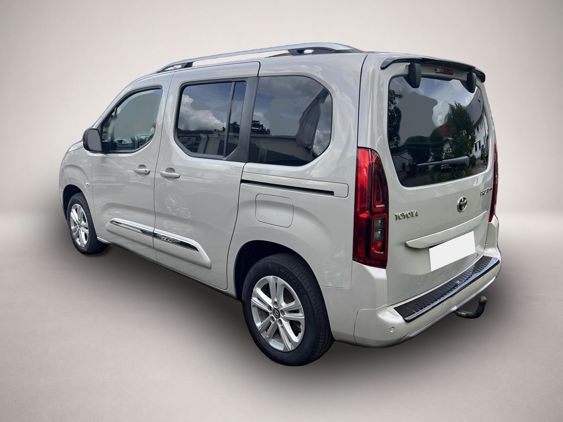 Toyota Proace City (10/2022, Benzin)