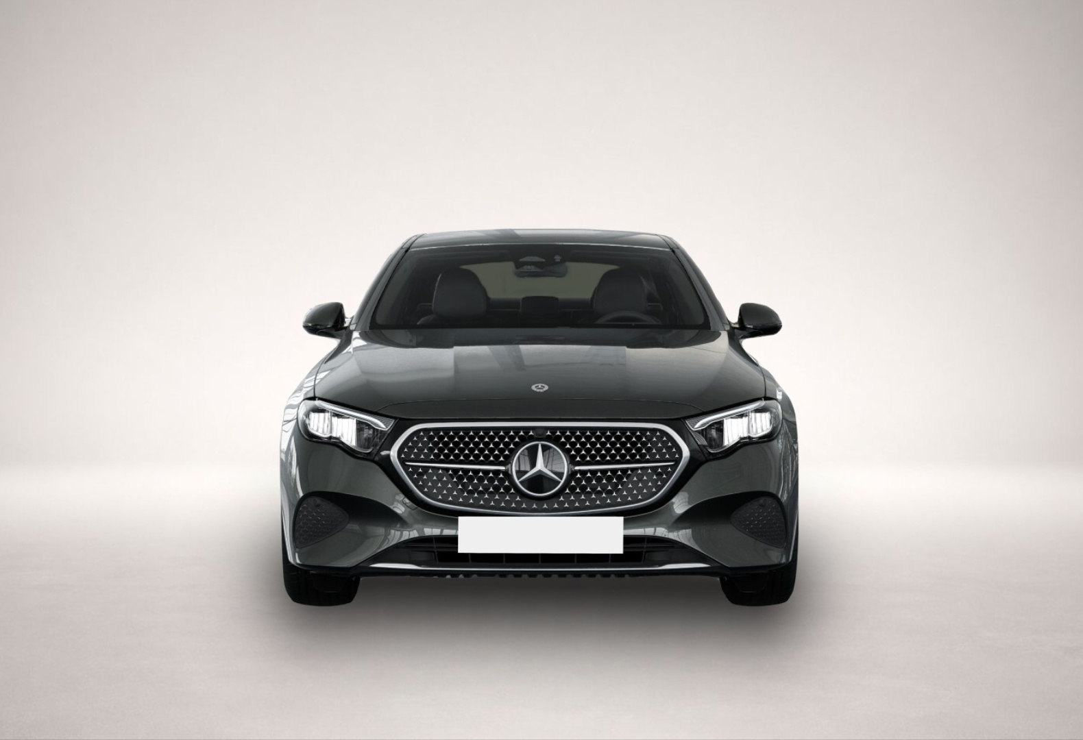 Mercedes-Benz E 300 (02/2025, Hybrid (Benzin/Elektro))