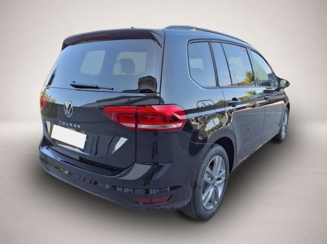 Volkswagen Touran, image 4 of 5