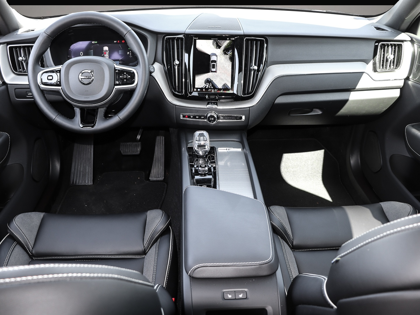 Volvo XC60 (01/2024, Hybrid (Benzin/Elektro))