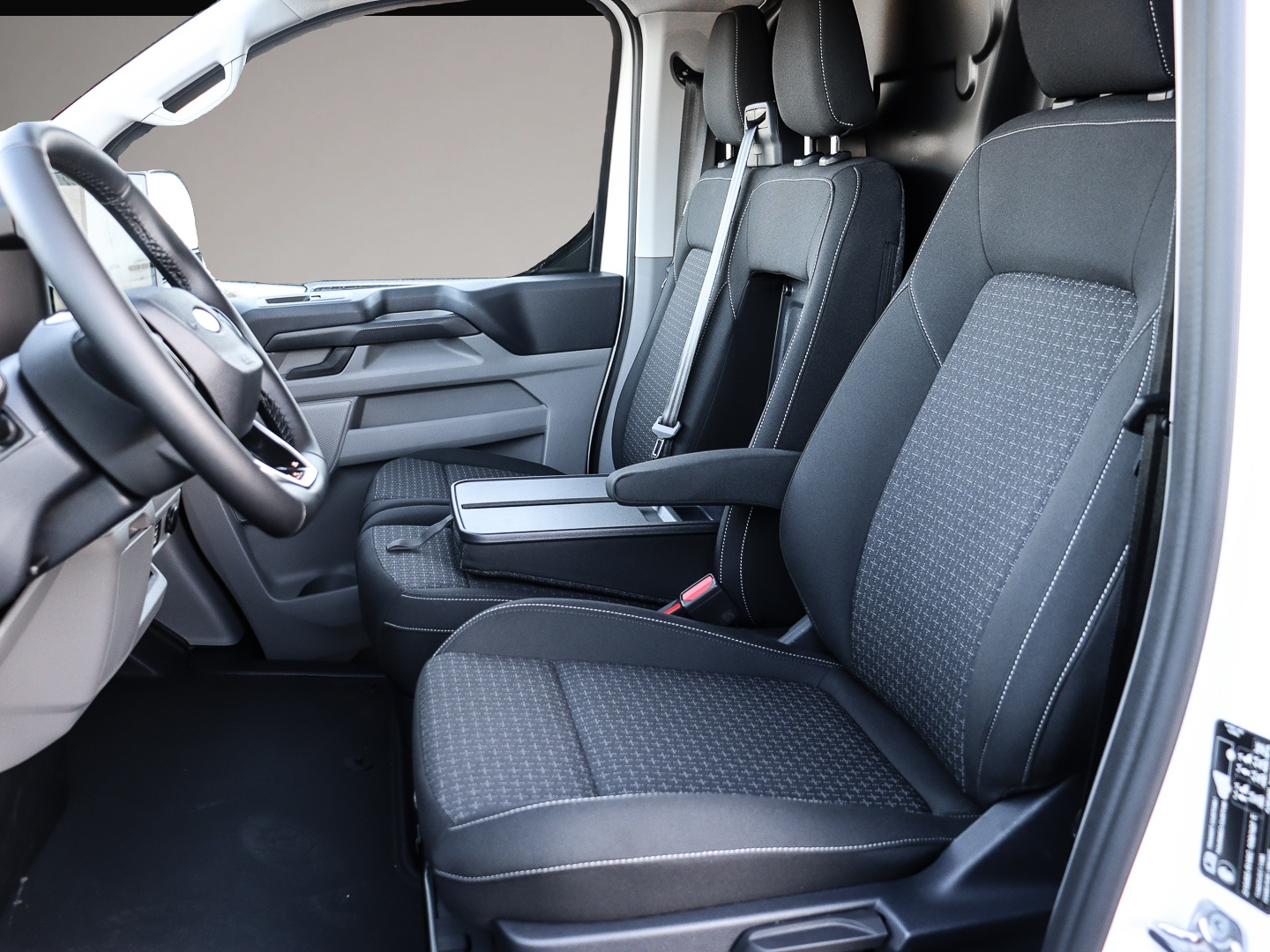Ford Other (06/2026, Hybrid (Benzin/Elektro))