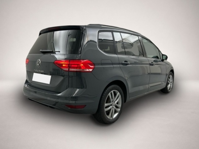 Volkswagen Touran (12/2025, Benzin)