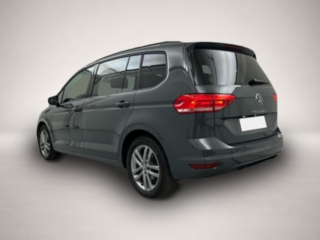 Volkswagen Touran (12/2025, Benzin)