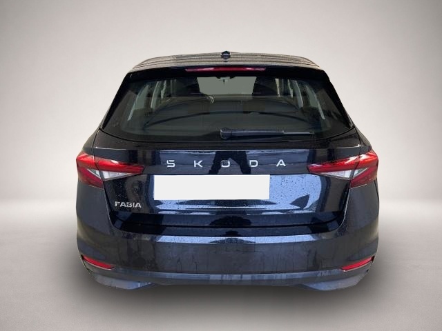 Skoda Fabia (, Benzin)