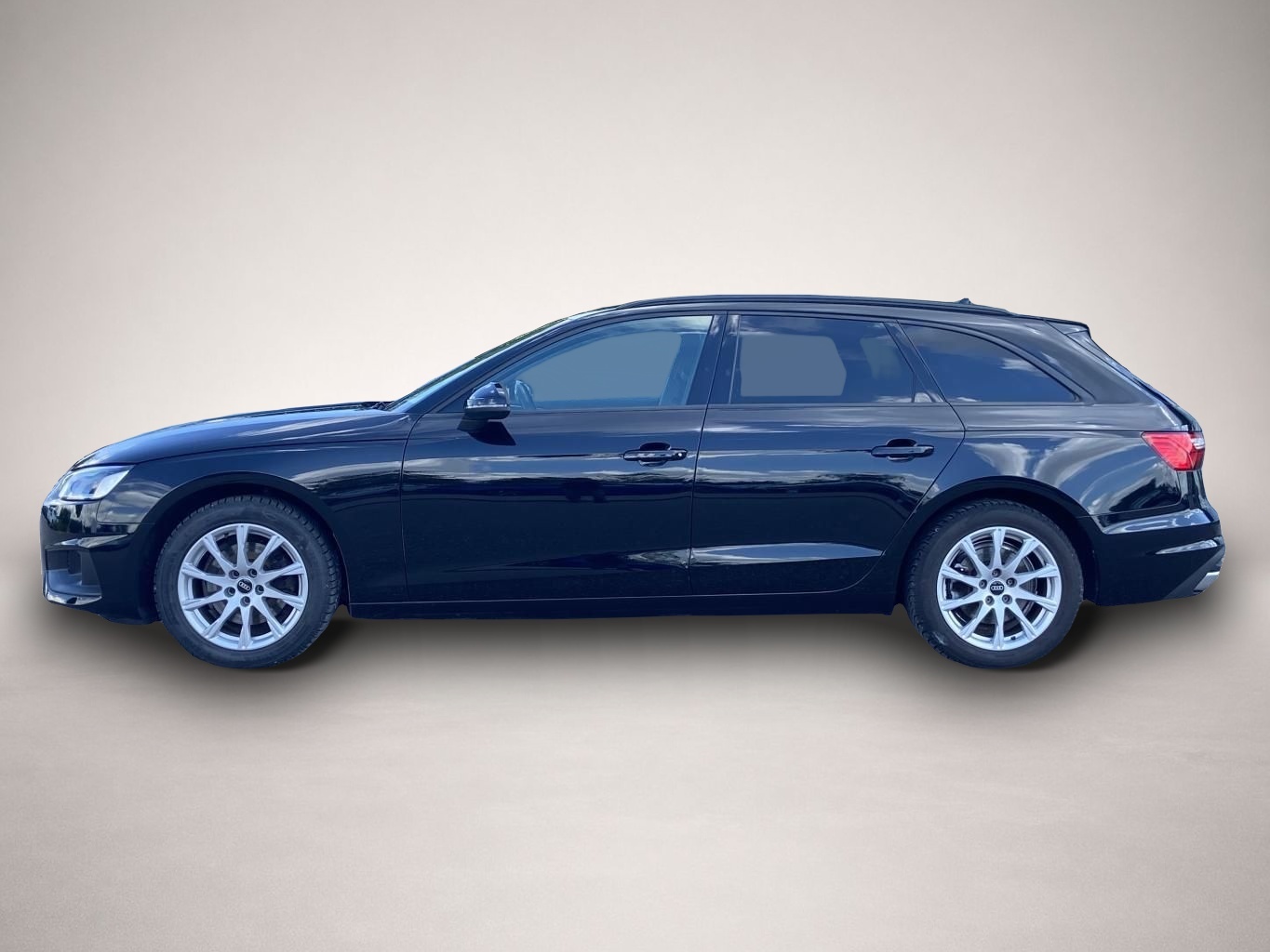 Audi A4 (05/2022, )