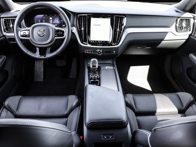 Volvo V60 Cross Country (03/2023, Diesel)