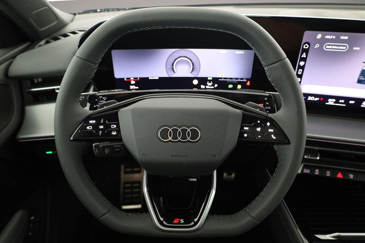 Audi quattro (06/2026, Benzin)