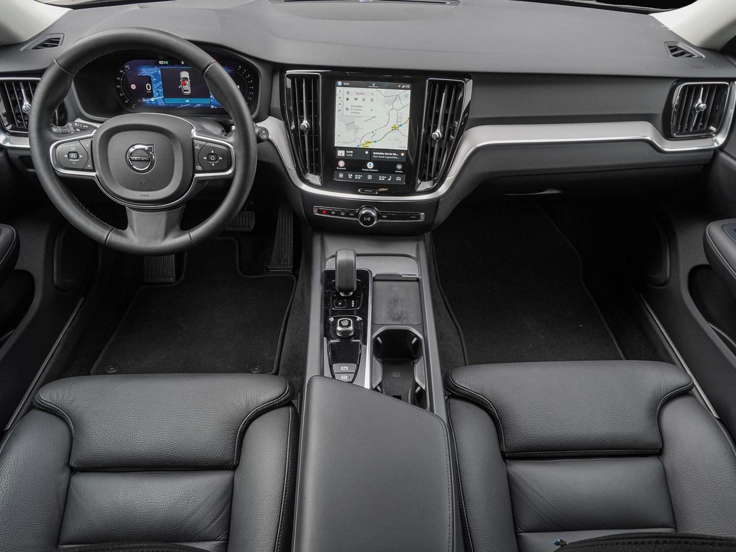Volvo V60 (06/2024, Benzin)