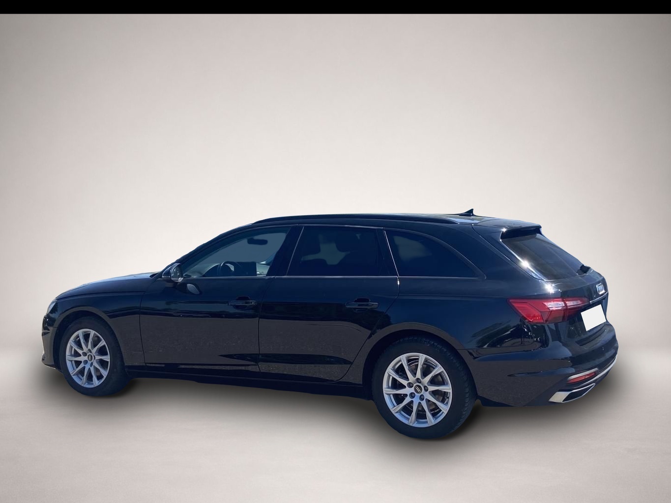 Audi A4 (05/2022, )